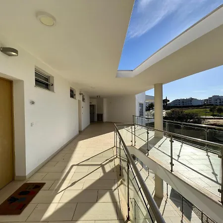 Forest View With Pool By Homing Apartamento *