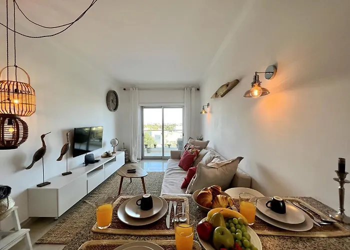 Апартаменты Forest View With Pool By Homing *