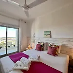 Forest View With Pool By Homing Apartment *